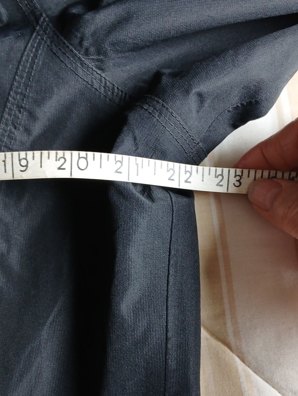 MEC Rain Jacket - Picture 5 of 7